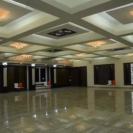 Blue Bay Resort Puri Exterior foto