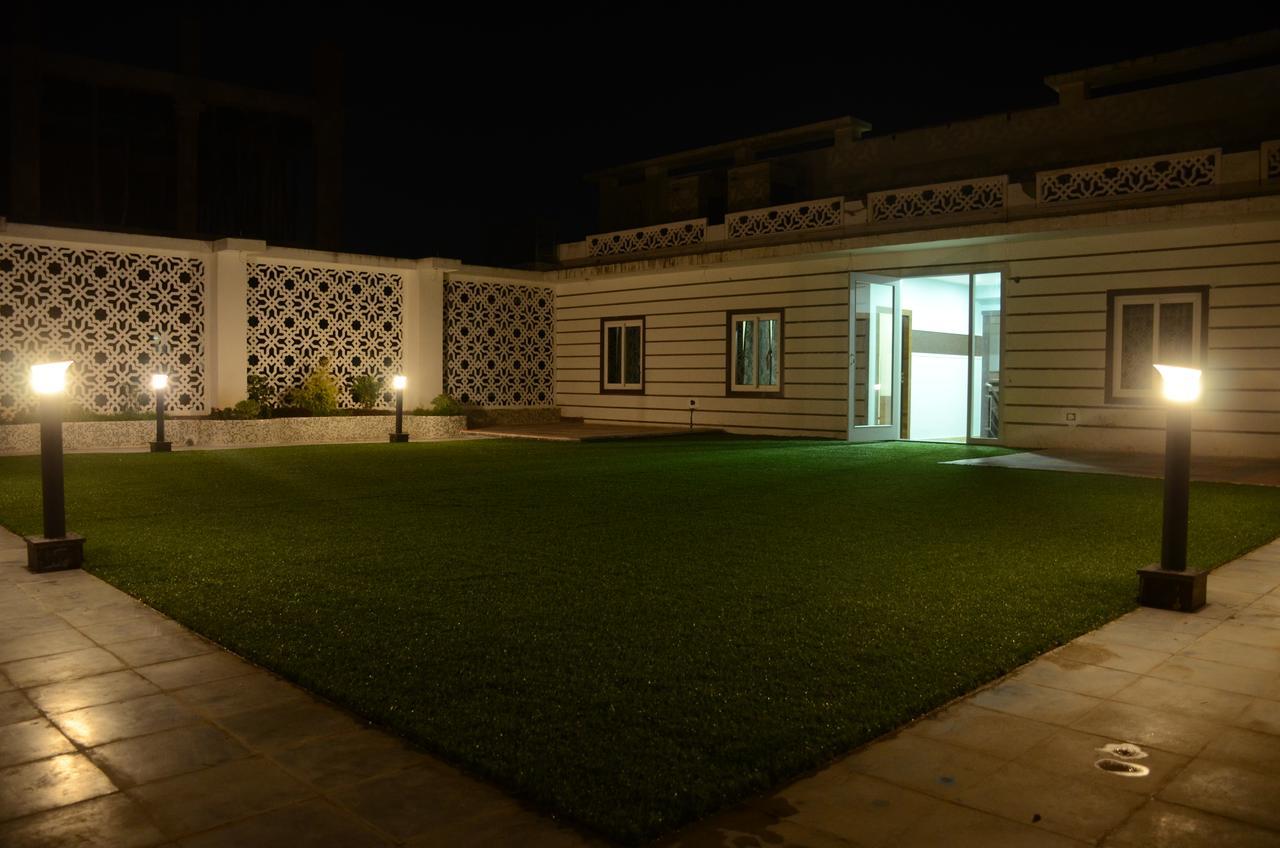 Blue Bay Resort Puri Exterior foto
