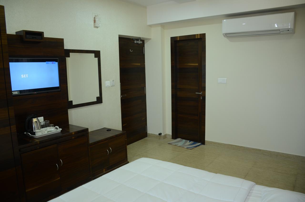 Blue Bay Resort Puri Exterior foto